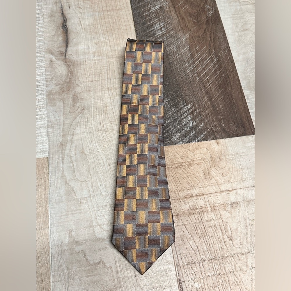 Necktie